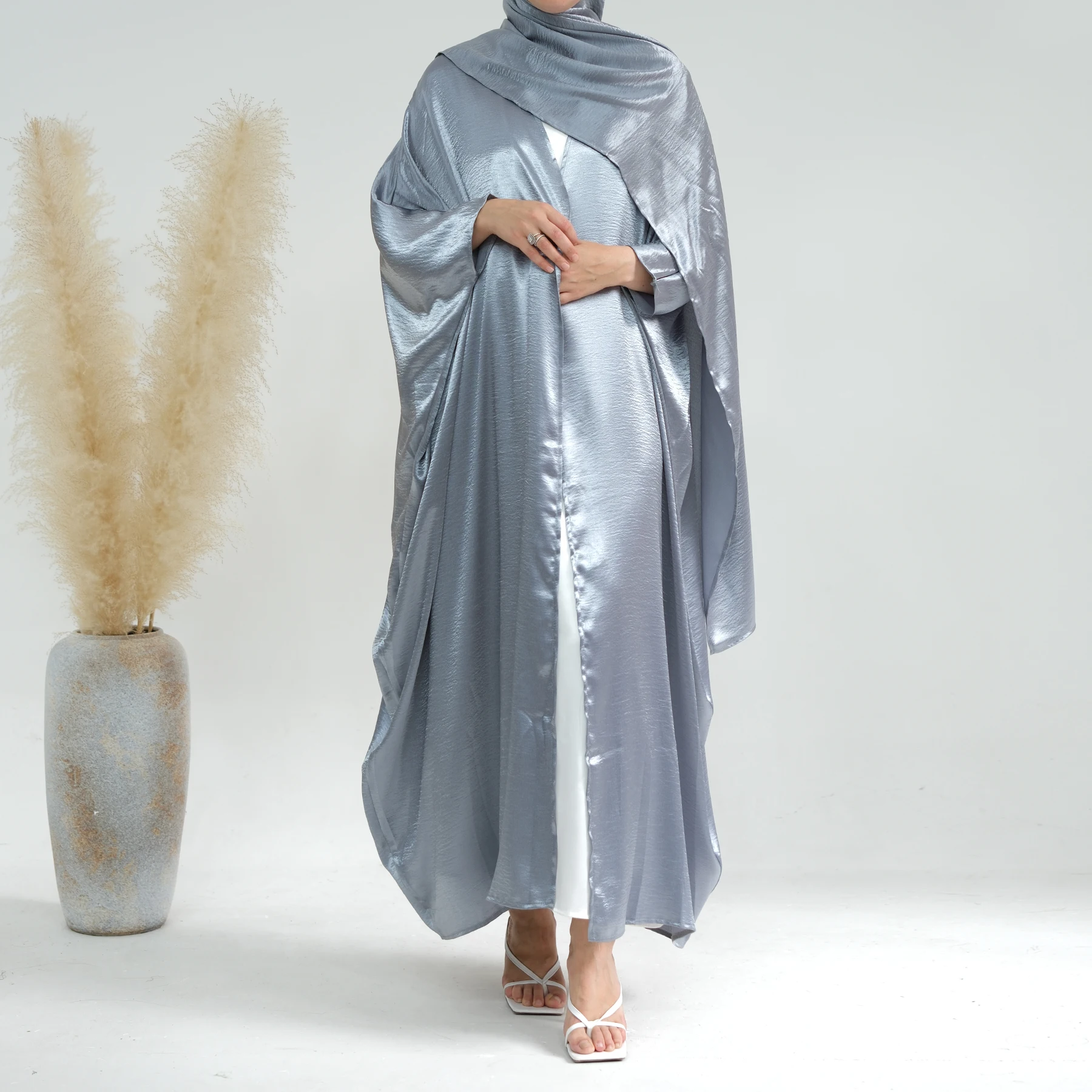 Loriya islamic clothing Women Cardigan Kimono Abaya Dubai Modest Dresses Hijab Dress 2pc set Butterfly Satin Front Open Abaya