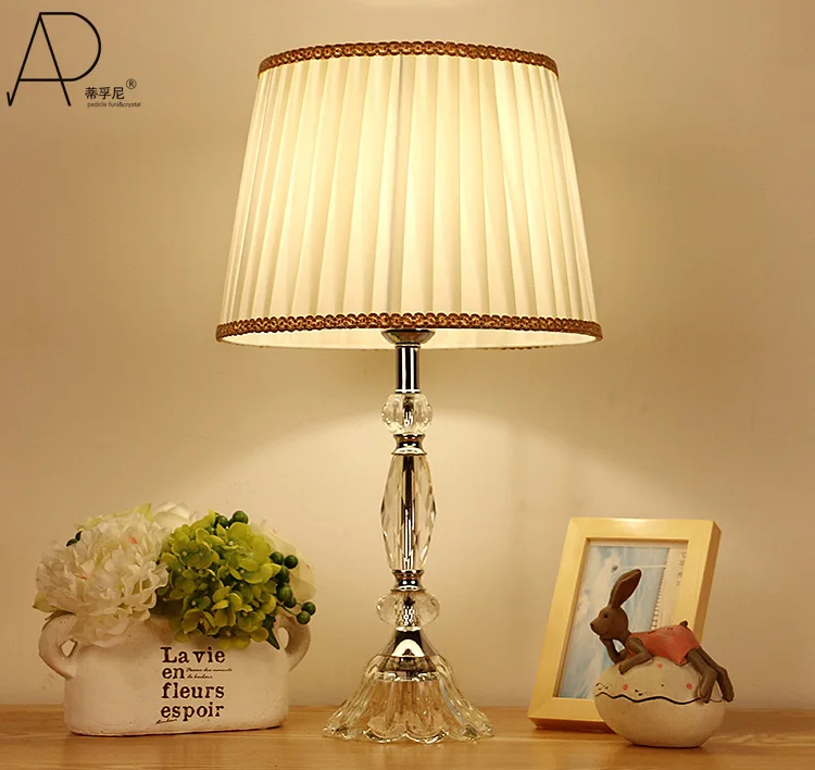 Durable Crystal Table Lamp Newly Designed Elegant Crystal Lamp Home Decorative Souvenir Gift Office Bedroom Lamp Reading