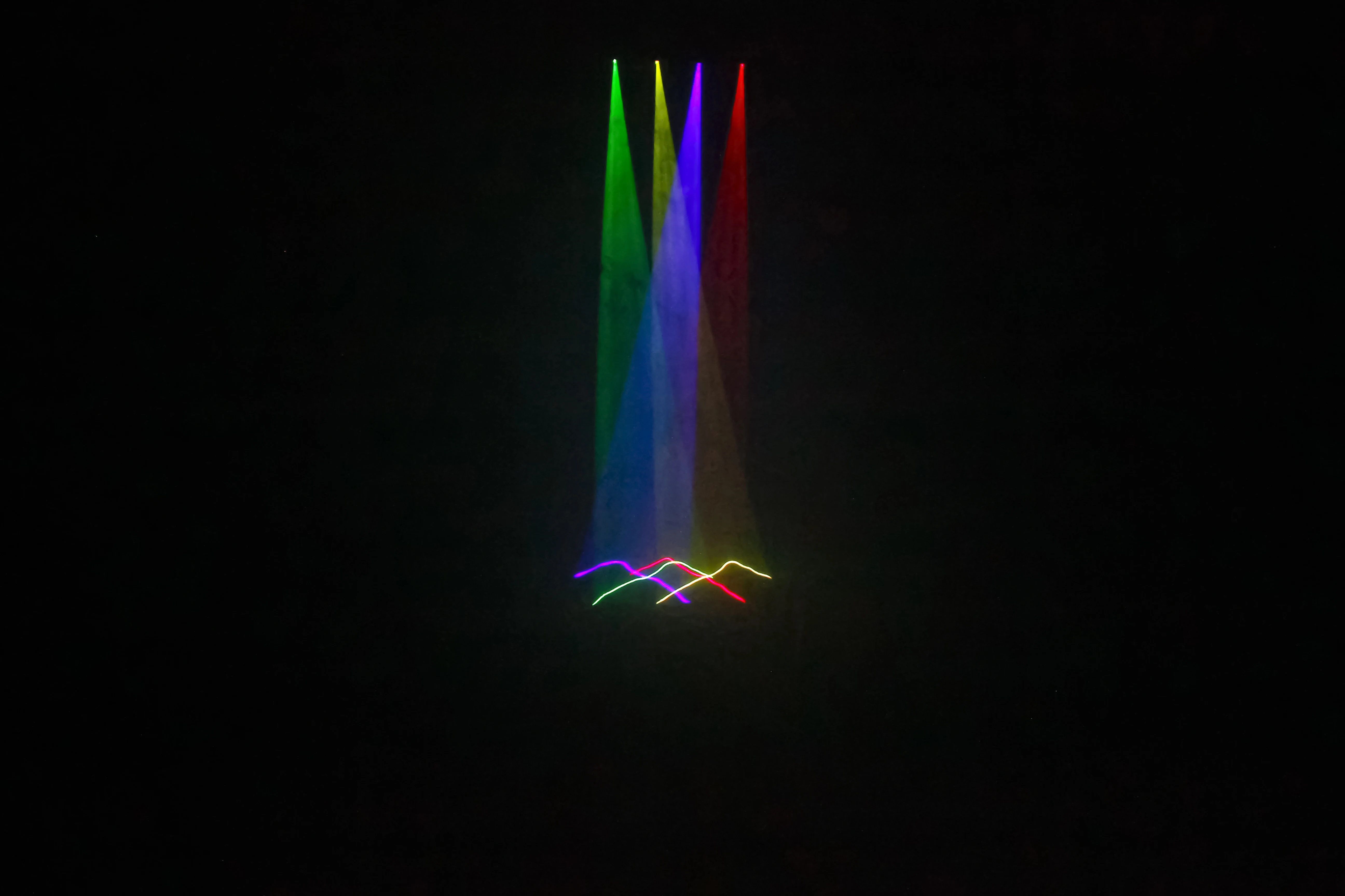 Проблесковым маячком светодиодный диско лазерное сценическое освещение RGB перемещение головы огни интерфейс для DMX или Master-slave Ссылка/3-контактный разъем XLR