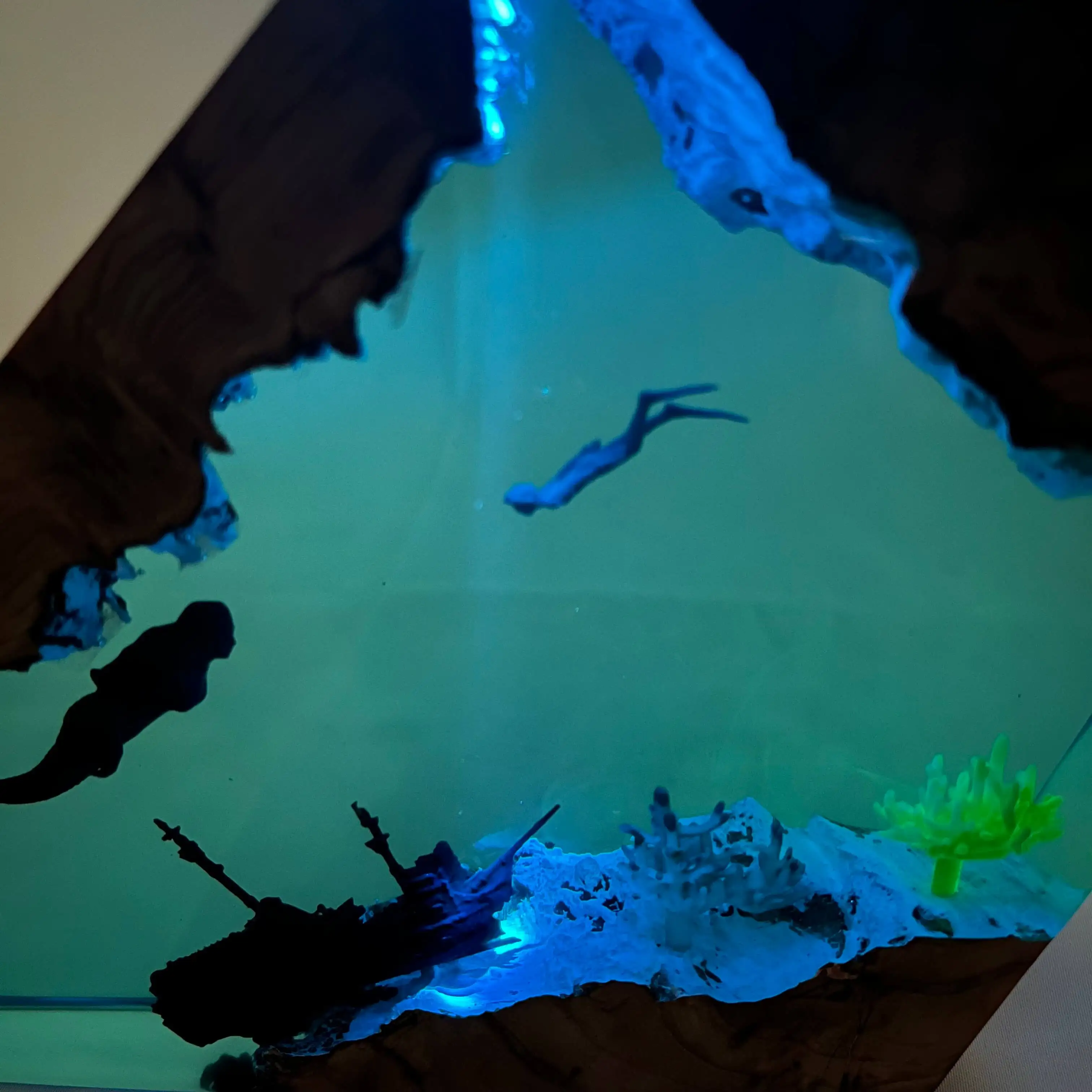 Transform your room with our hot-selling LED lamp featuring a mesmerizing deep sea scene with high-quality epoxy resin
