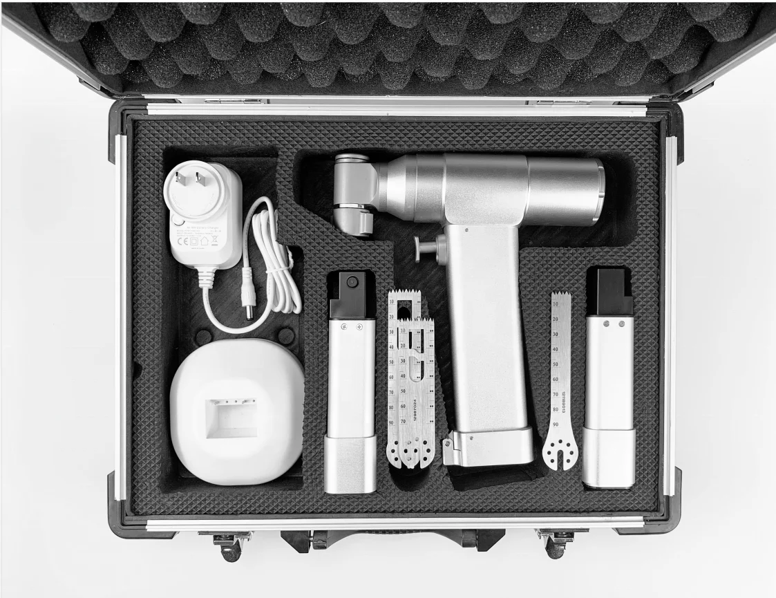 Hot Sale Hospital Equipment Bone Drill Oscillating Saw with Many Sizes Blades for Surgery