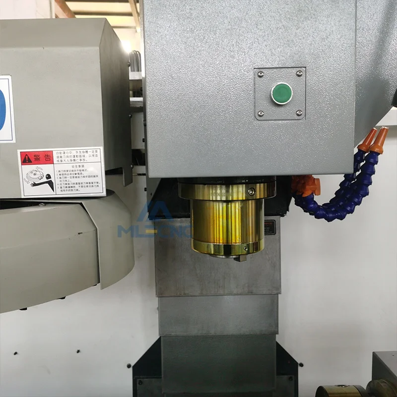 3 axis servo  low cost cnc milling machine vmc7124 XK7124 vertical machining center with european union ce certification