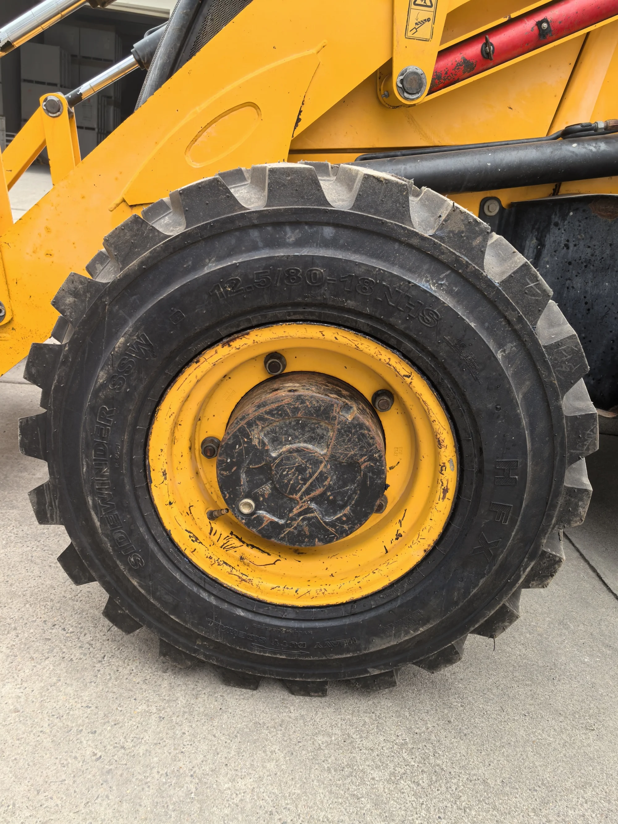 UK-Made JCB TLB Loader Digger Cheap Used 3CX 4CX Retro TLB Loader 3CX JCB Backhoe Loader with Core Engine & Motor Components