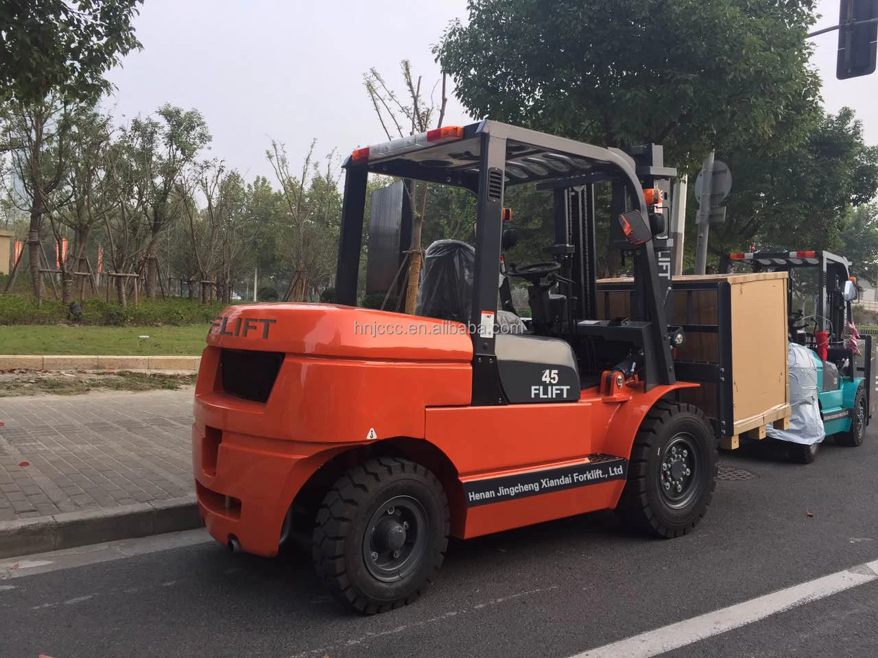 2023 FLIFT New 4 ton Diesel Forklift With Japanese Nissan ISUZU Mitsubishi Engine Good Price for sale