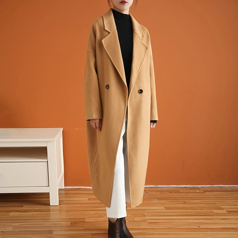 China Manufacturer Classic Hand Made Wool Coat Fabric Winter Long Wool Coat Women