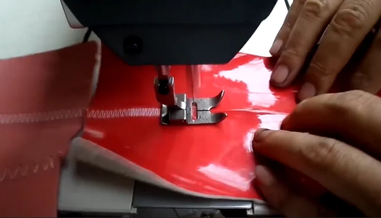 20U53 Made in China Zigzag Automatic Professional T Shirt Industrial Sewing Machine Price for Clothing, Leather Home Textiles