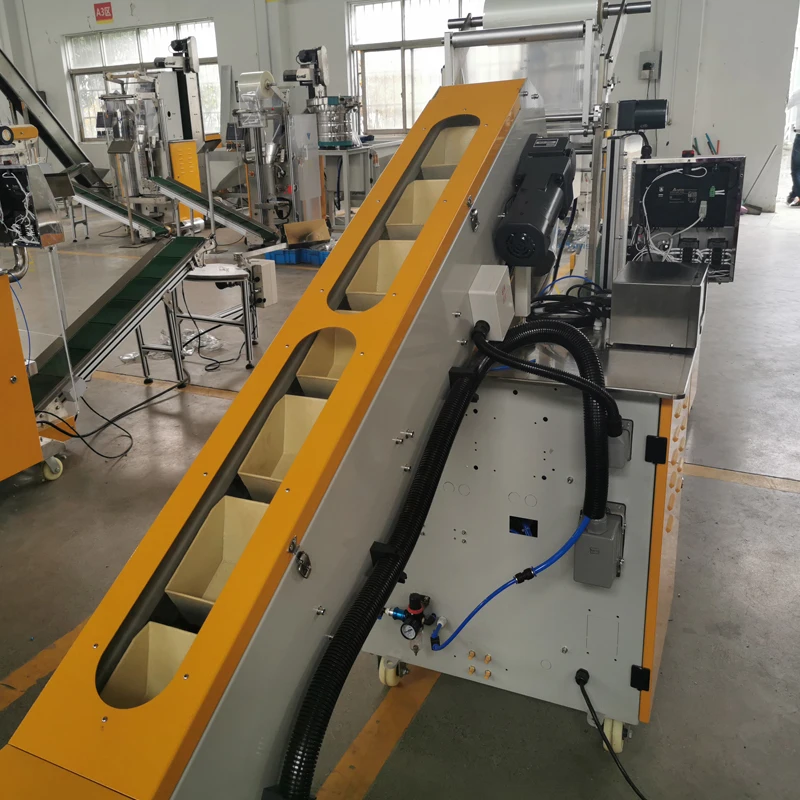 Feiyu Automatic Fastener Screw Bagging Packing Bagger Mixed Packaging Machine with Vibrating Feeder
