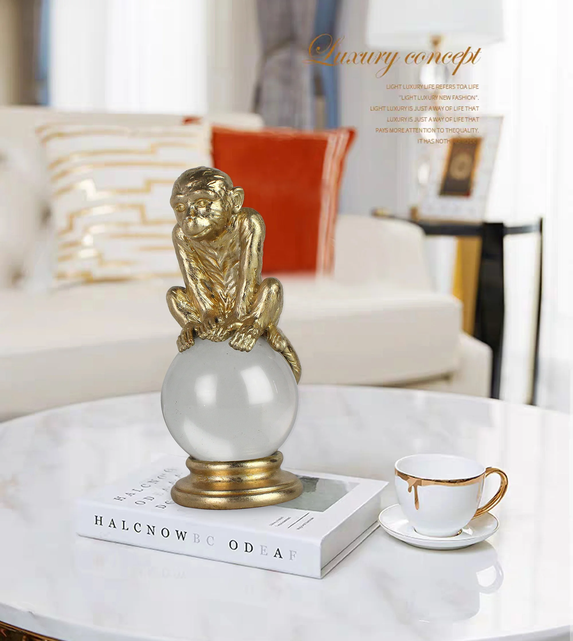 Resin Gold Animal Leopard Monkey Snake Statues with Crystal Ball Home Decor