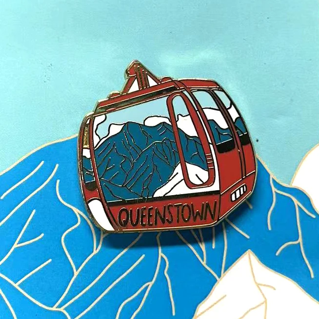 Customize Saudi National Day Metal Brooch Logo Lapel Pins Name Badges Custom Any Design Fashion Coin Brooches