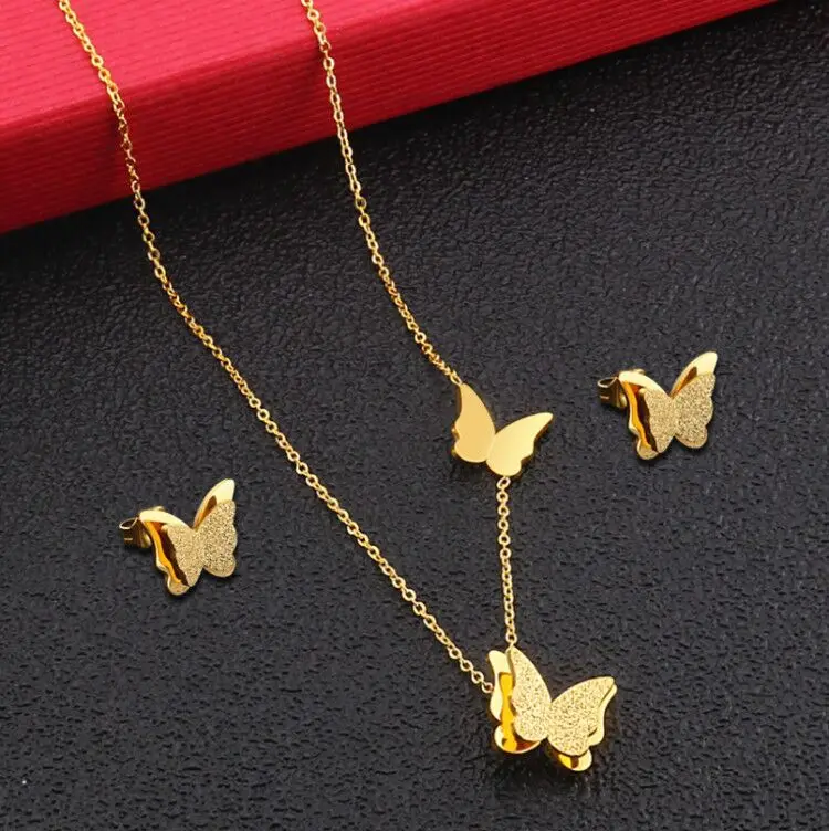 Custom 18k gold plated butterfly heart charm necklace earrings dainty 316L stainless steel couple necklace for bride jewelry set