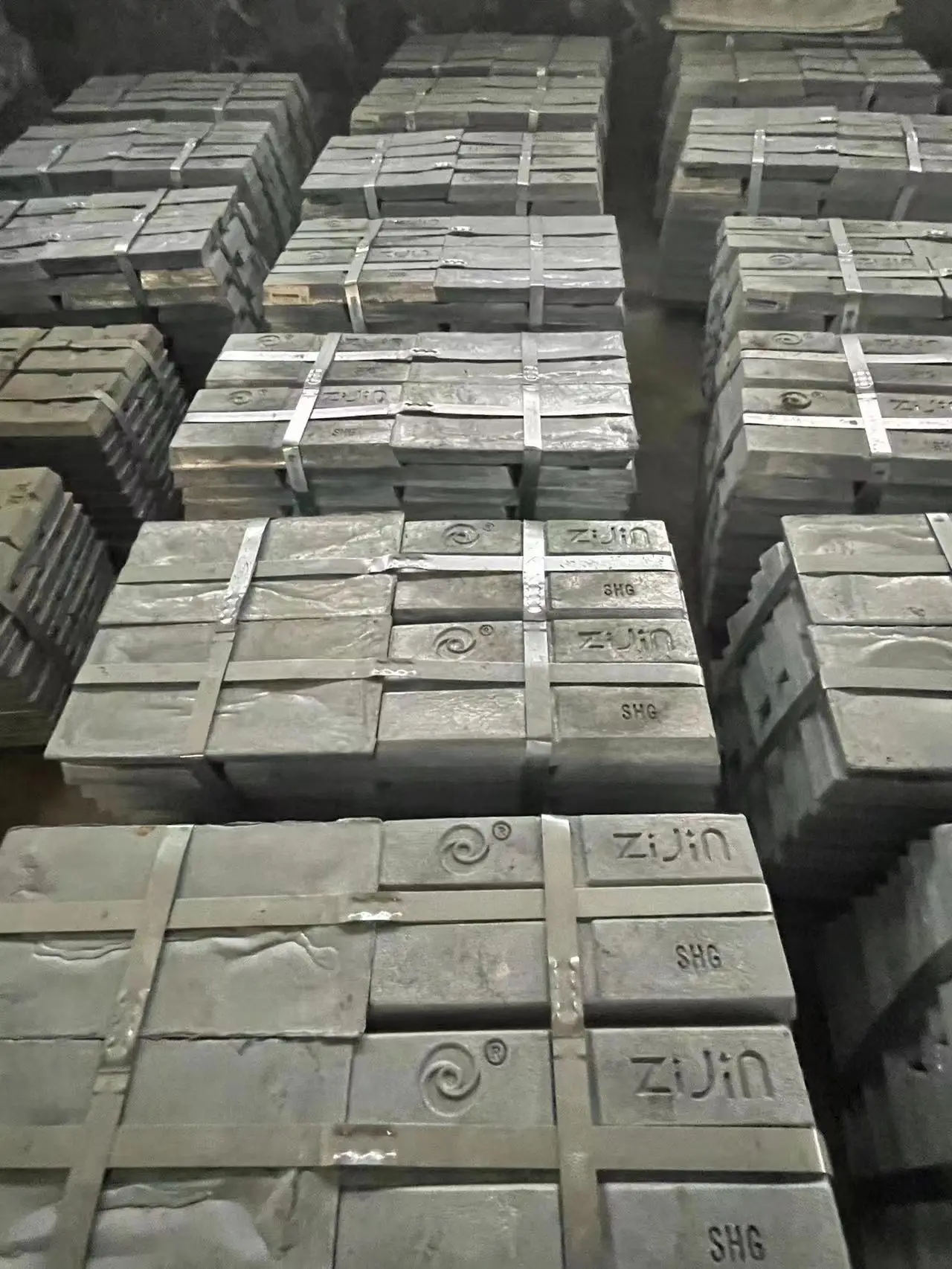 Zinc Ingot/high Quality Zinc Alloy Ingot Zamak Purity 98.7%-99.995% Zinc