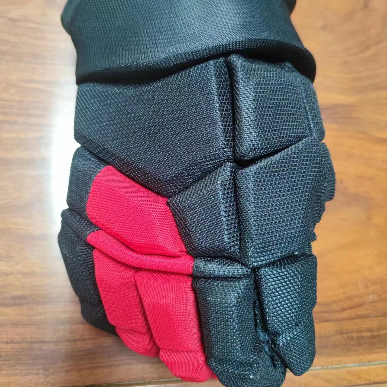 Customize Light Weight Ice Hockey Gloves New Style Ice Hockey Gloves| 2022 Design Top Quality Ice Hockey Gloves with all Sizes