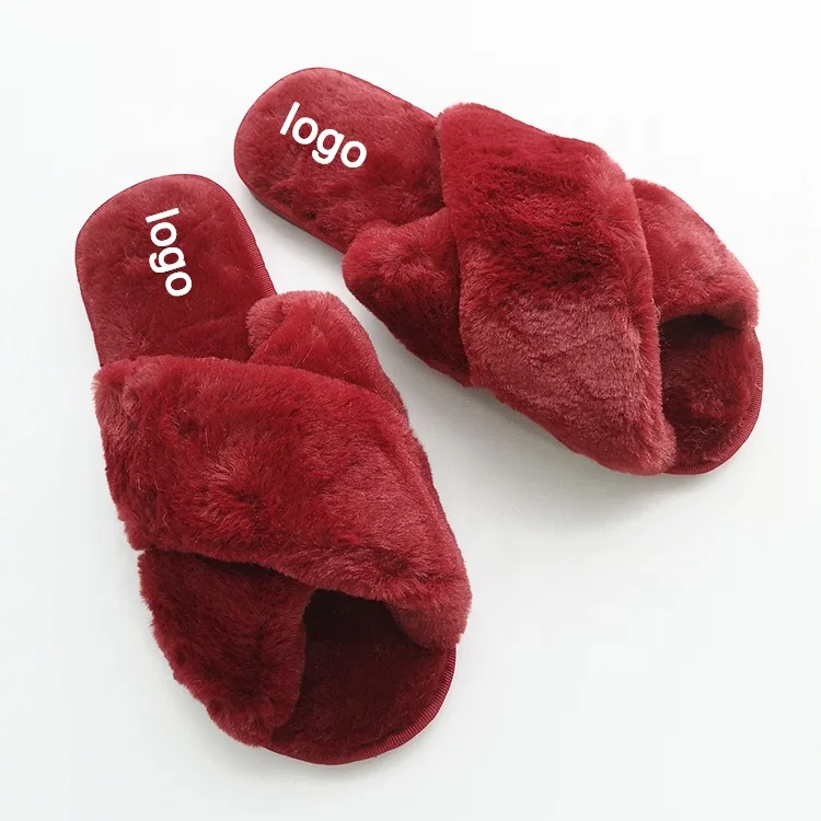 Hot Selling Winter Crossing Plush Furry Fluffy Soft Fuzzy Slippers White House Slippers for Mozambique Women
