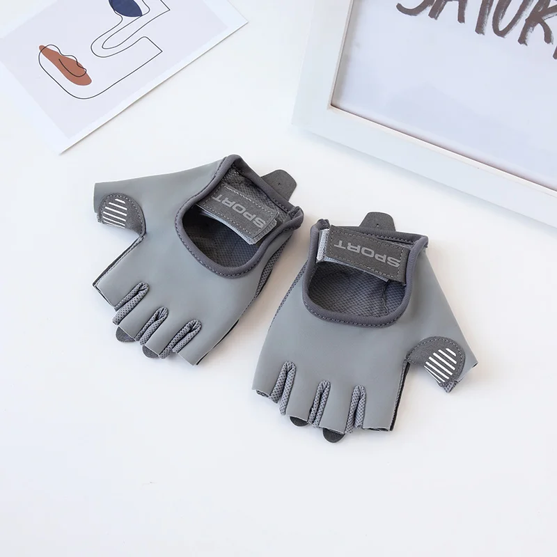 Customized Logo Workout Palm Protection Sport Fitness Half Finger Women Weight Lifting Gym Gloves