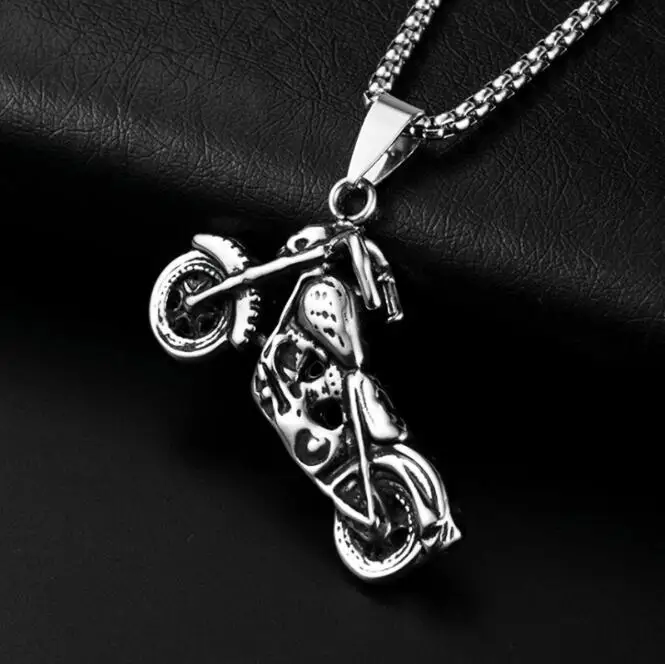 Men Vintage Gothic Ghost Rider Necklace  Alloy Motorcycle Motor Bike Pendant Necklace Rock Jewelry