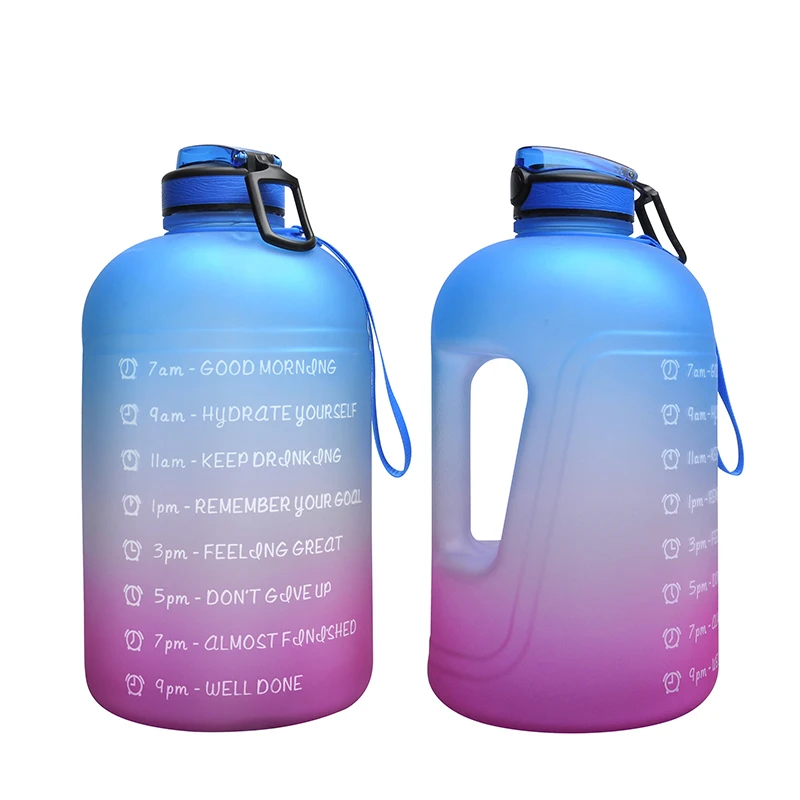 Пластиковая бутылка для питьевой воды прозрачные пластиковые бутылки Изолированная пластиковая