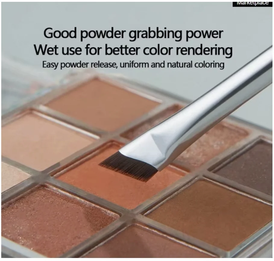 Precisely Crafted Angled Soft-Tipped Bristles Easy Washability Washable Flat Eyeliner Brush Angled Flat Eyeliner Brush