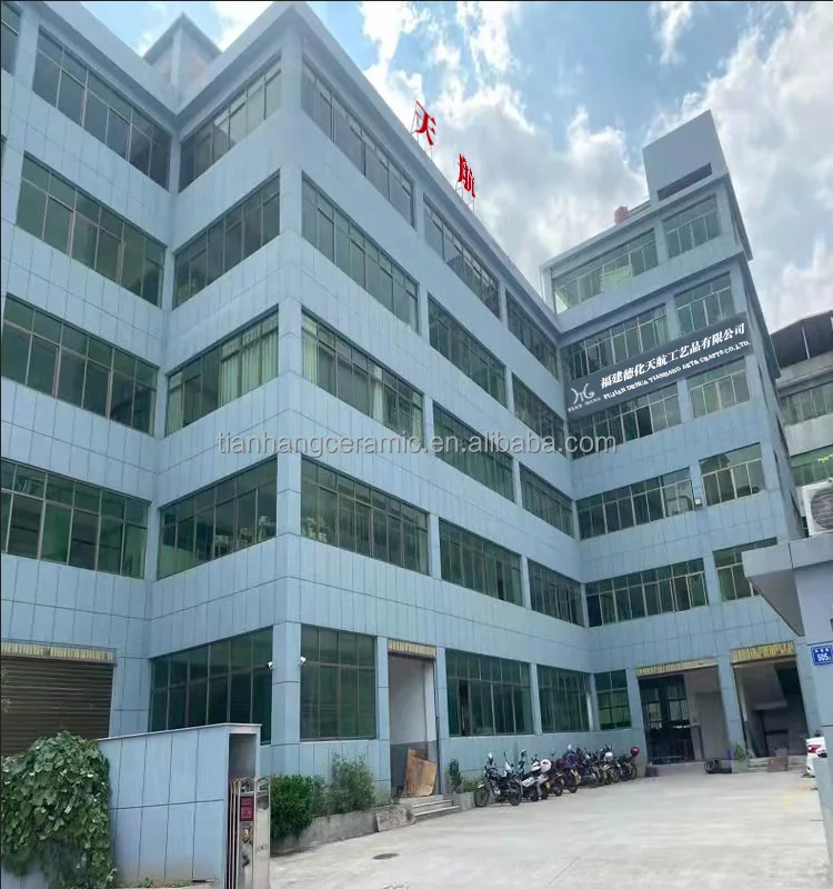 Resin Material Pure copper rooster ornaments Chinese style golden rooster Yuanbao chicken home living room handicraft ornaments.png