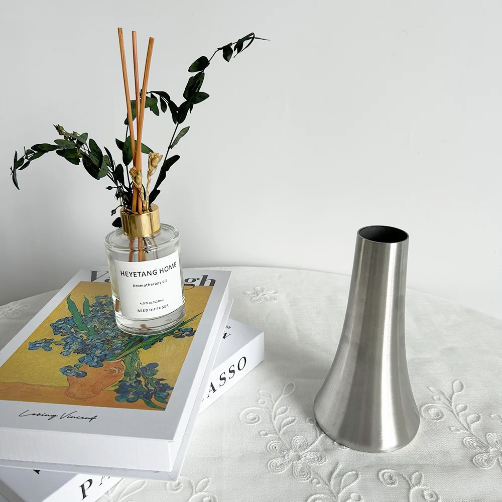 High Quality Good Price Durable Minimalist Stainless Steel Vase for Wedding Use With Unique Design for Floral Arrangements