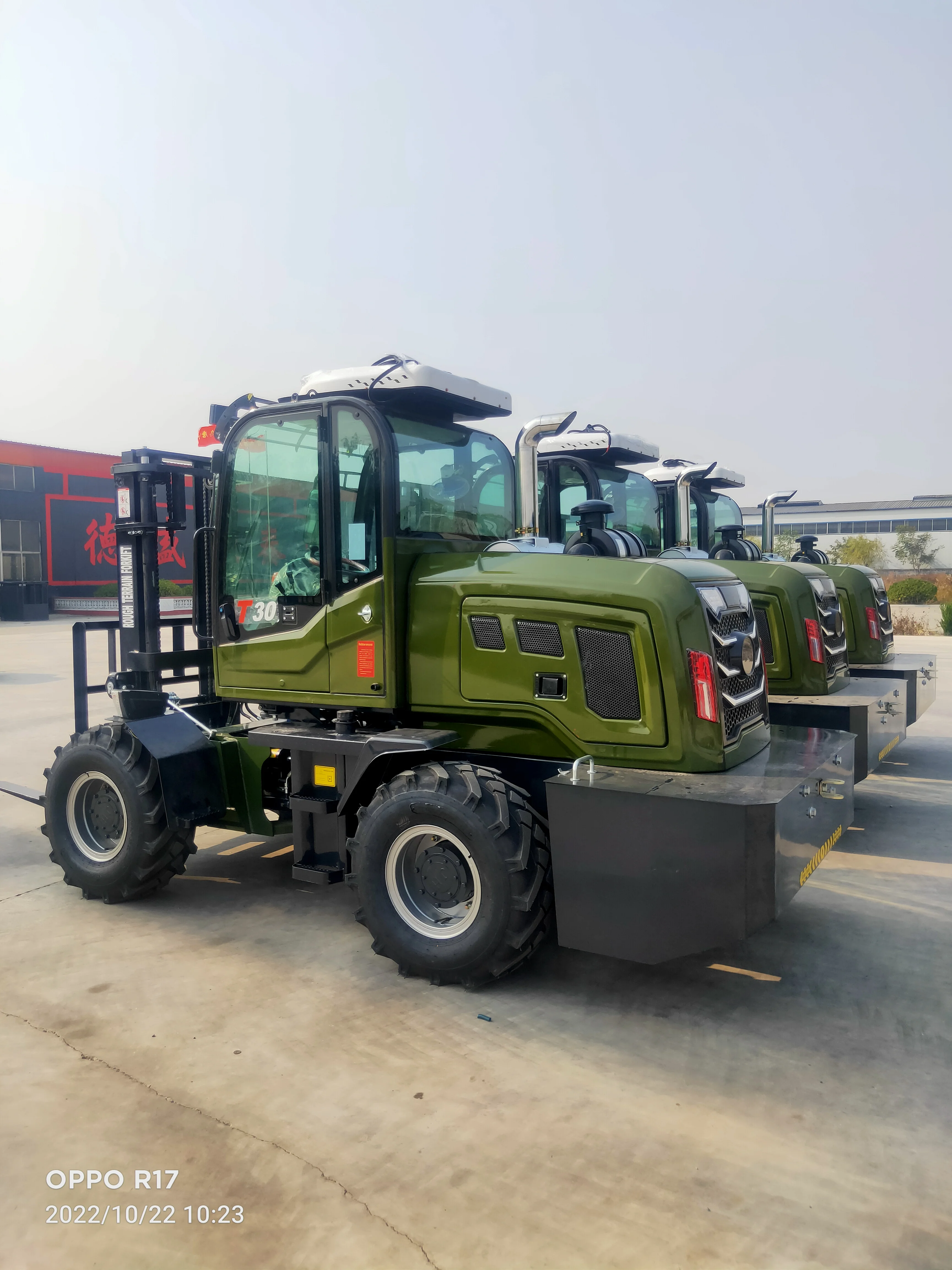 factory outlet HUAYA 4x2 all terrain forklift Lift height 3-7m all road rough forklift 3 ton forklift mini 4wd with  EPA