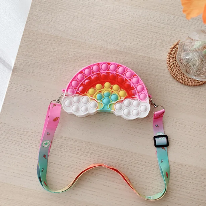 KS7693 Nice colors kids shoulder silicon purse bag cute rainbow pop it bag