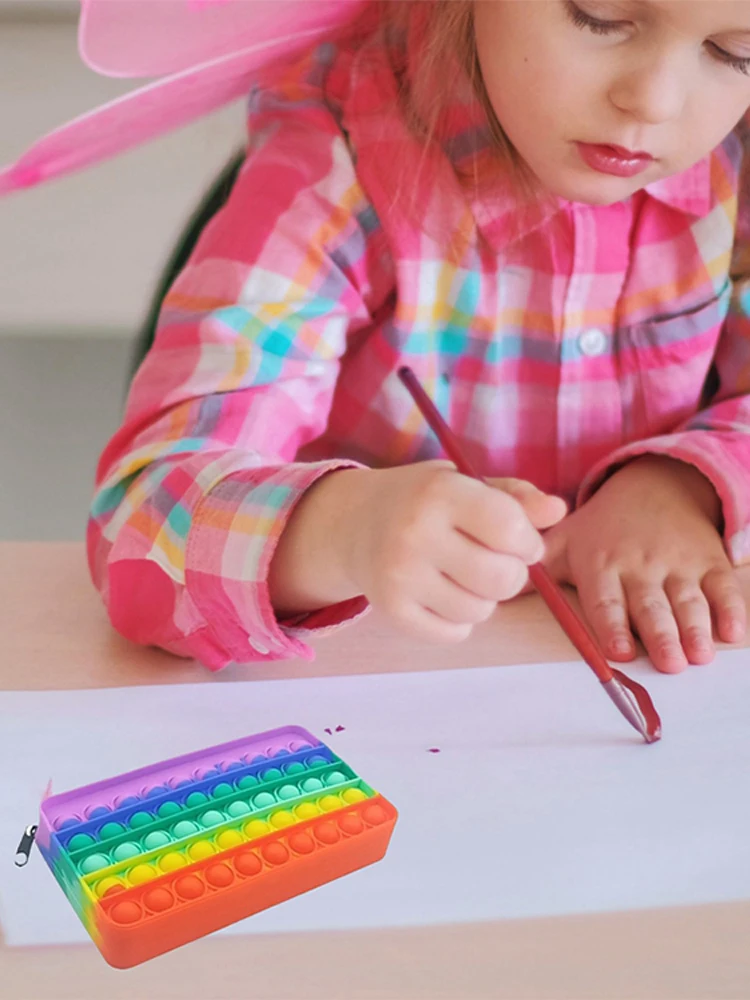 Оптовая продажа, Радужный силиконовый пенал для карандашей для детей