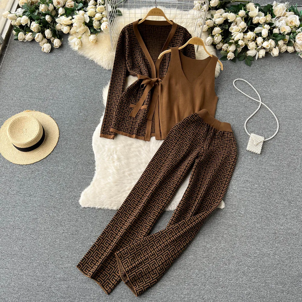 Wholesale 2022 Autumn and Winter Western Printing Casual Shawl Coat V-Neck Underlay Knitwear Wide Leg Pants Three Piece Set