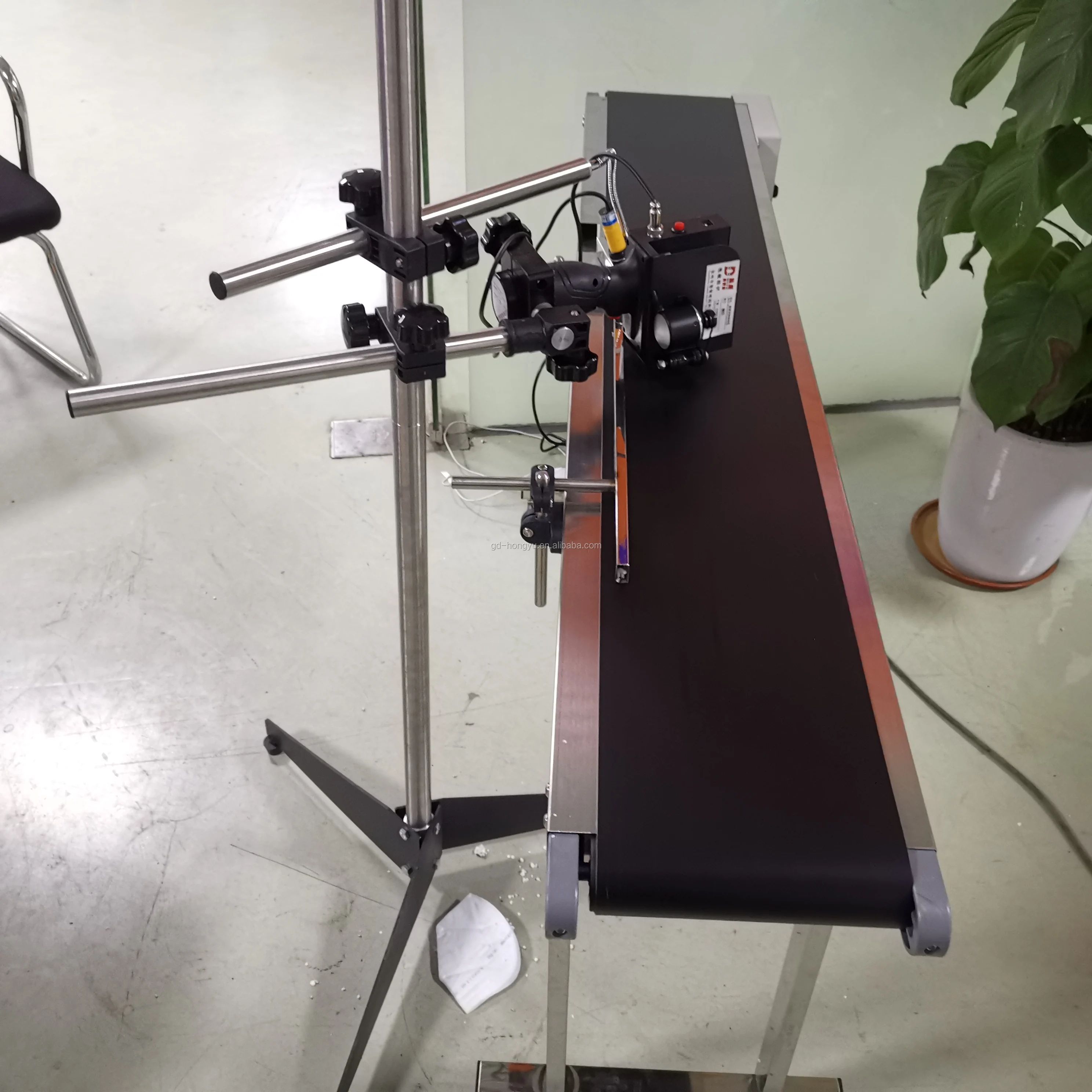 KN95 logo printing machine, masks logo printer, high speed,automatic