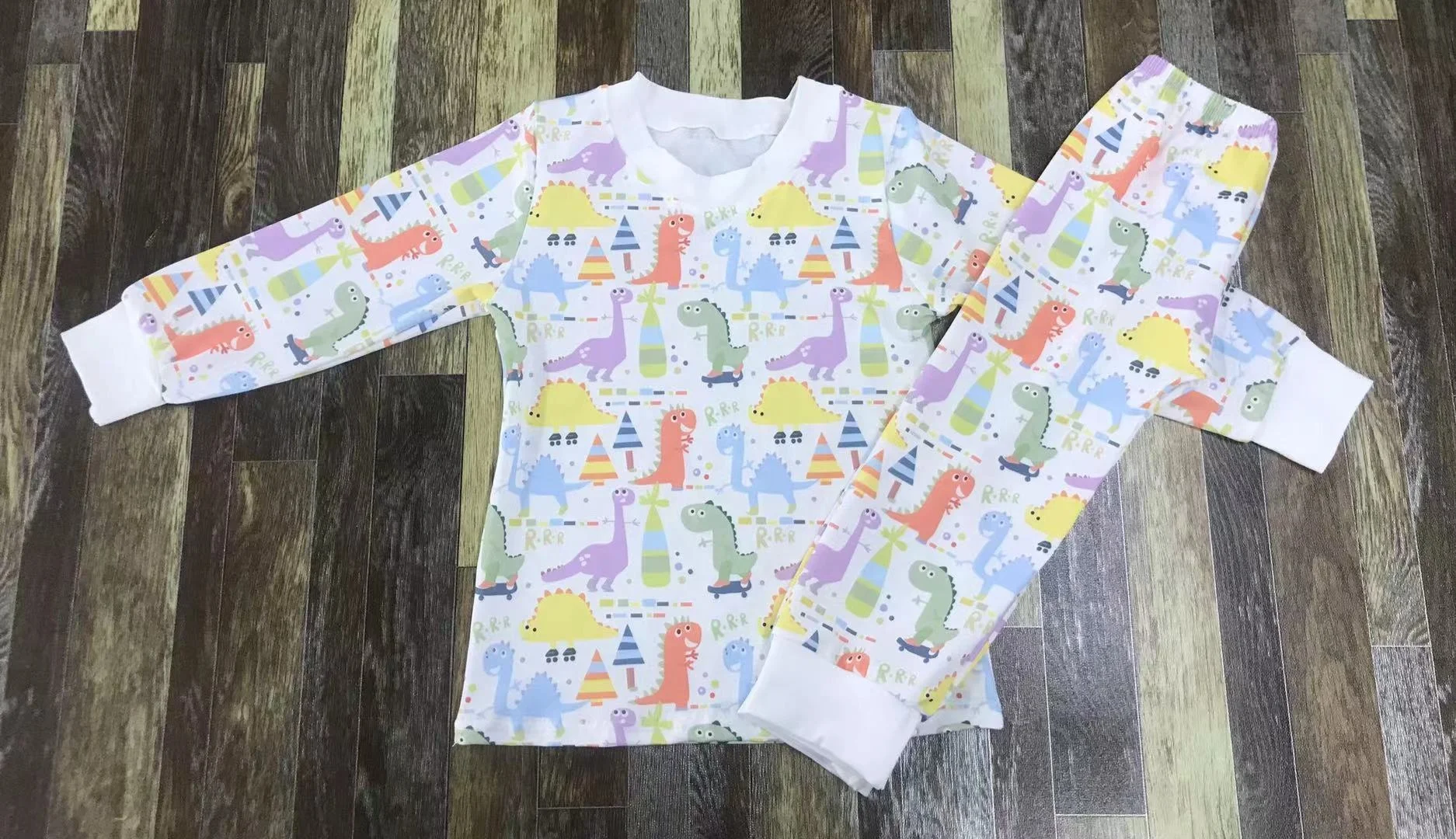 Wholesale kids boutique outfits clothing sets 2pcs sleeve bell bottom pants baby girls Turkey and Color dinosaur clothes low moq