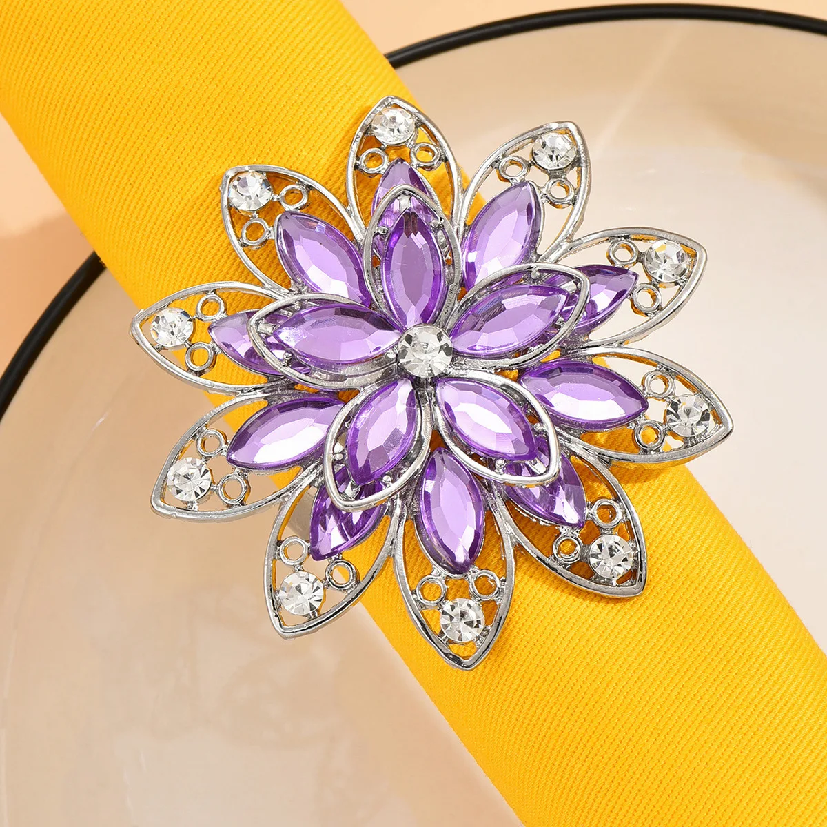 Jachon Wholesale alloy purple crystal flower napkin ring for wedding decorative napkin rings luxury