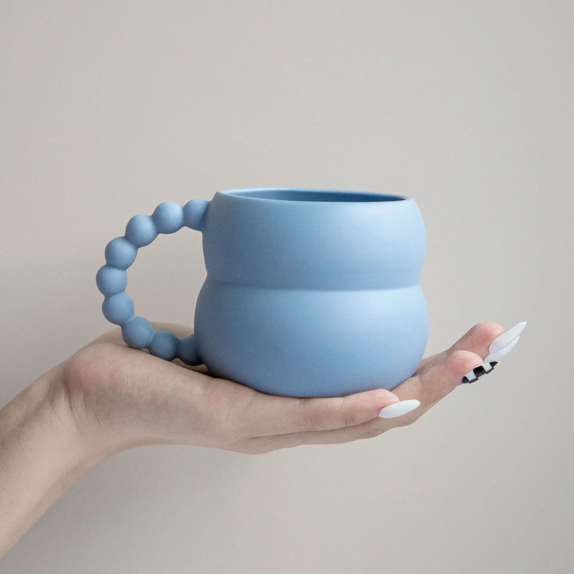 Wholesale custom 8 oz creative chubby cup with pearl shape handle Nordic style coffee cups fat tea mug