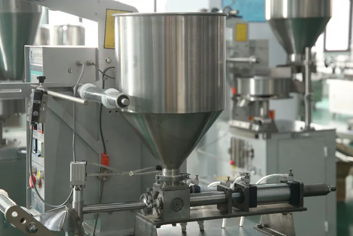 Automatic liquid jelly juice stick packing filling machine price