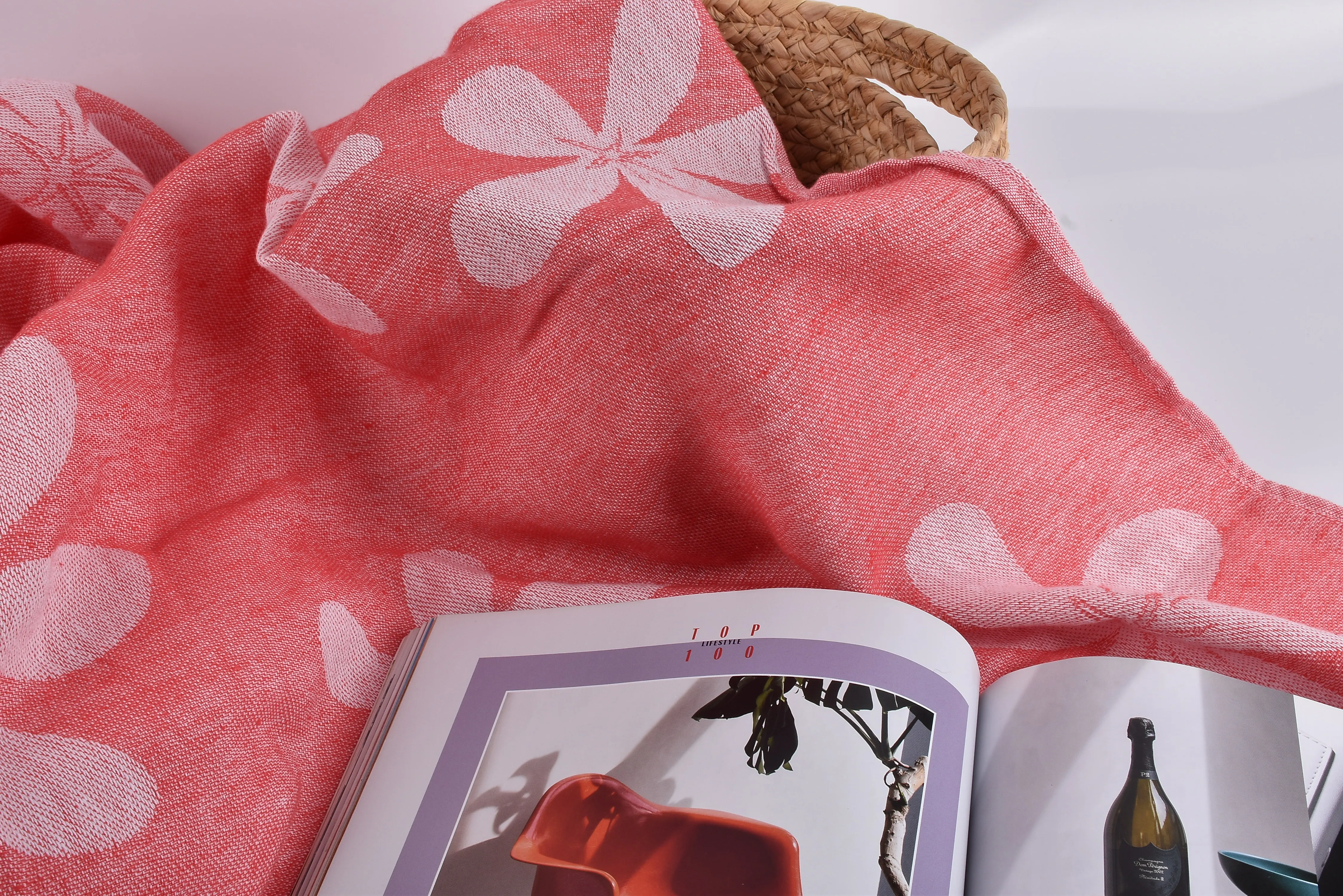 China Factory Custom Retro Design Turkish Towel 100% Cotton Bath Towel Beach Towel