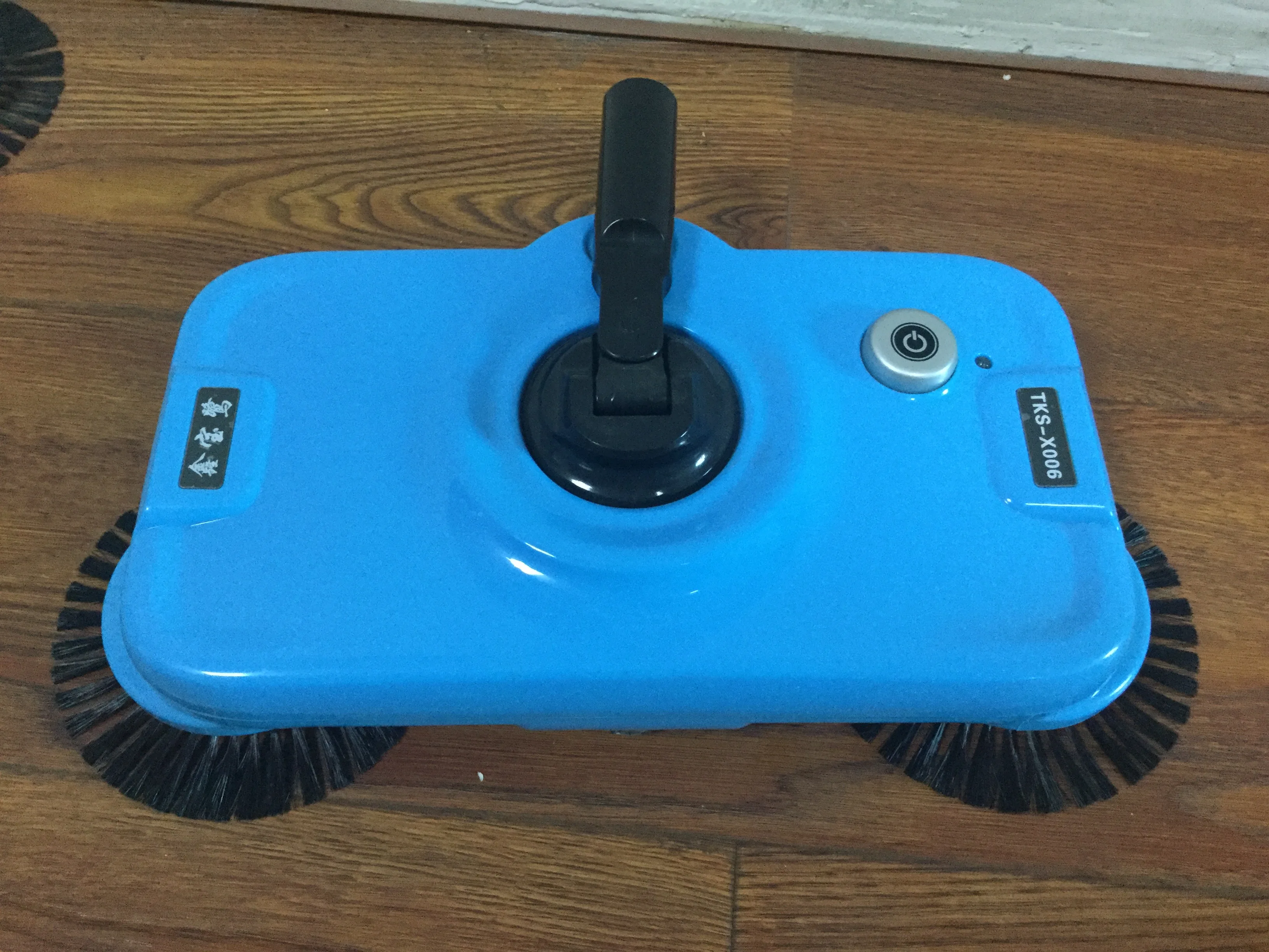 
Escoba Electrica conCcepillos Aspirador Escoba Cleanmaxx 