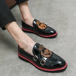 Trendy embroidered loafers men shoes hot sellers large size leather shoes 38-48