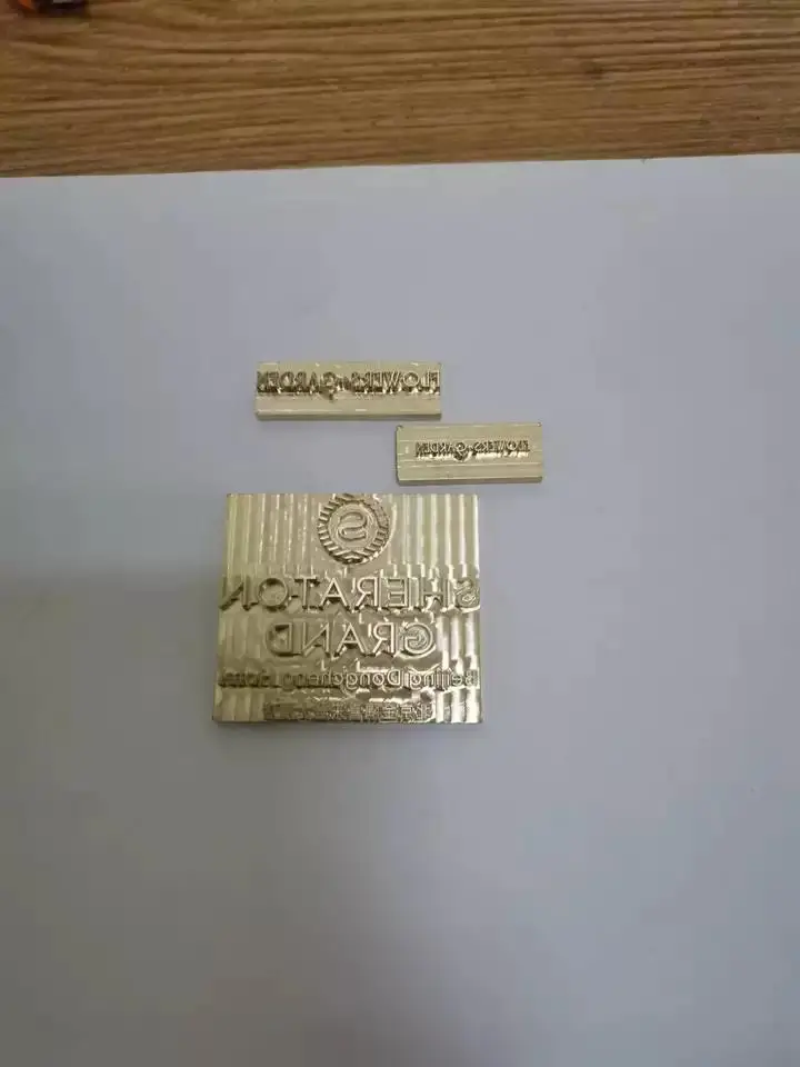 RY-T5 hot stamping mold Mobile phone precision parts processing 4-axis CNC engraving machine metal engraving