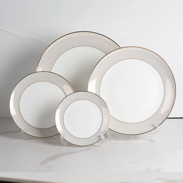 2023 new style Ceramic Dinner Set White Restaurant Quality Luxury Porcelain Dinnerware Sets New Bone China