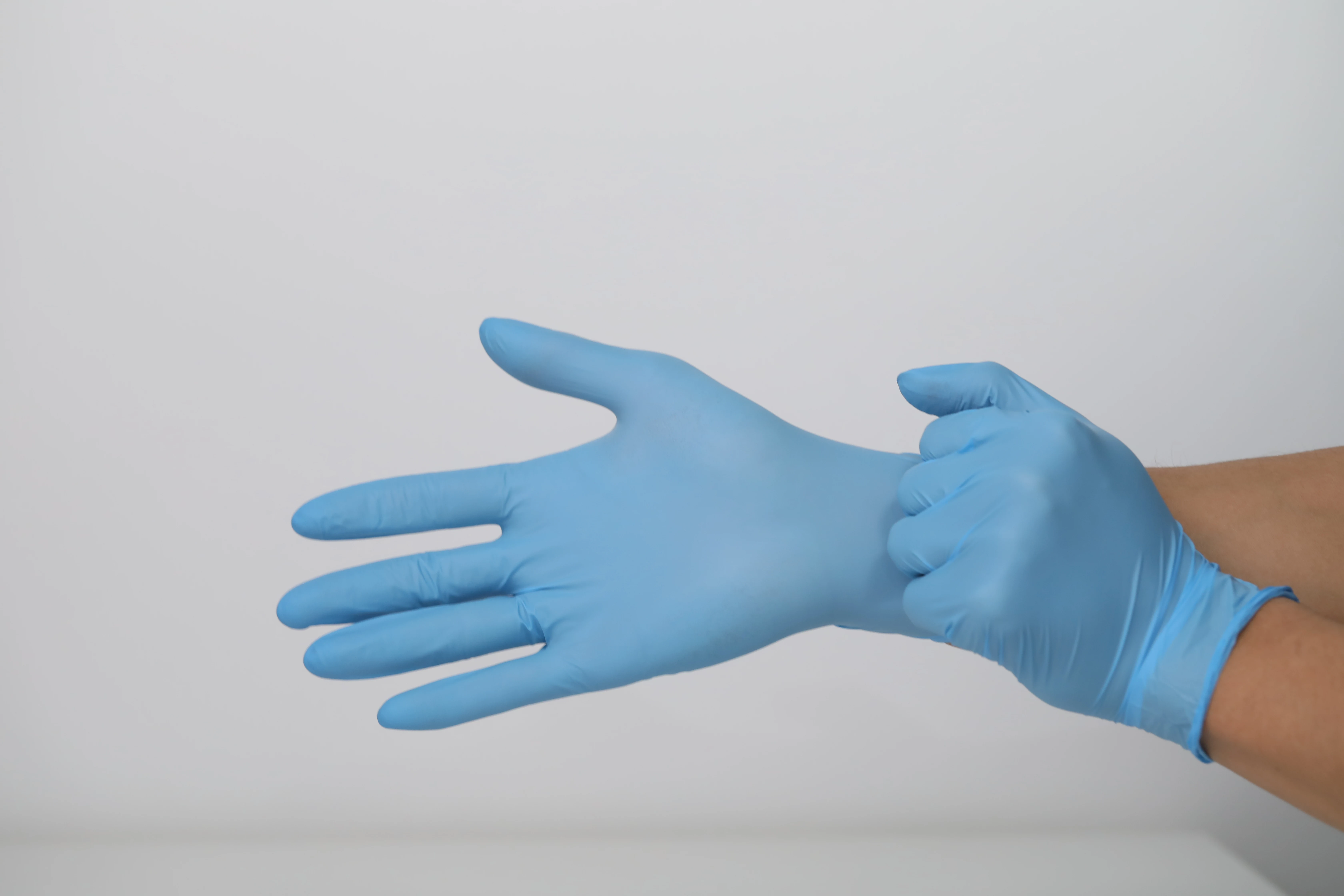 JINGJIN Free Sample Safety  Disposable  Medical   Wholesale High Quality  Manufacturing Waterproof Texture finger  Nitrile Glove