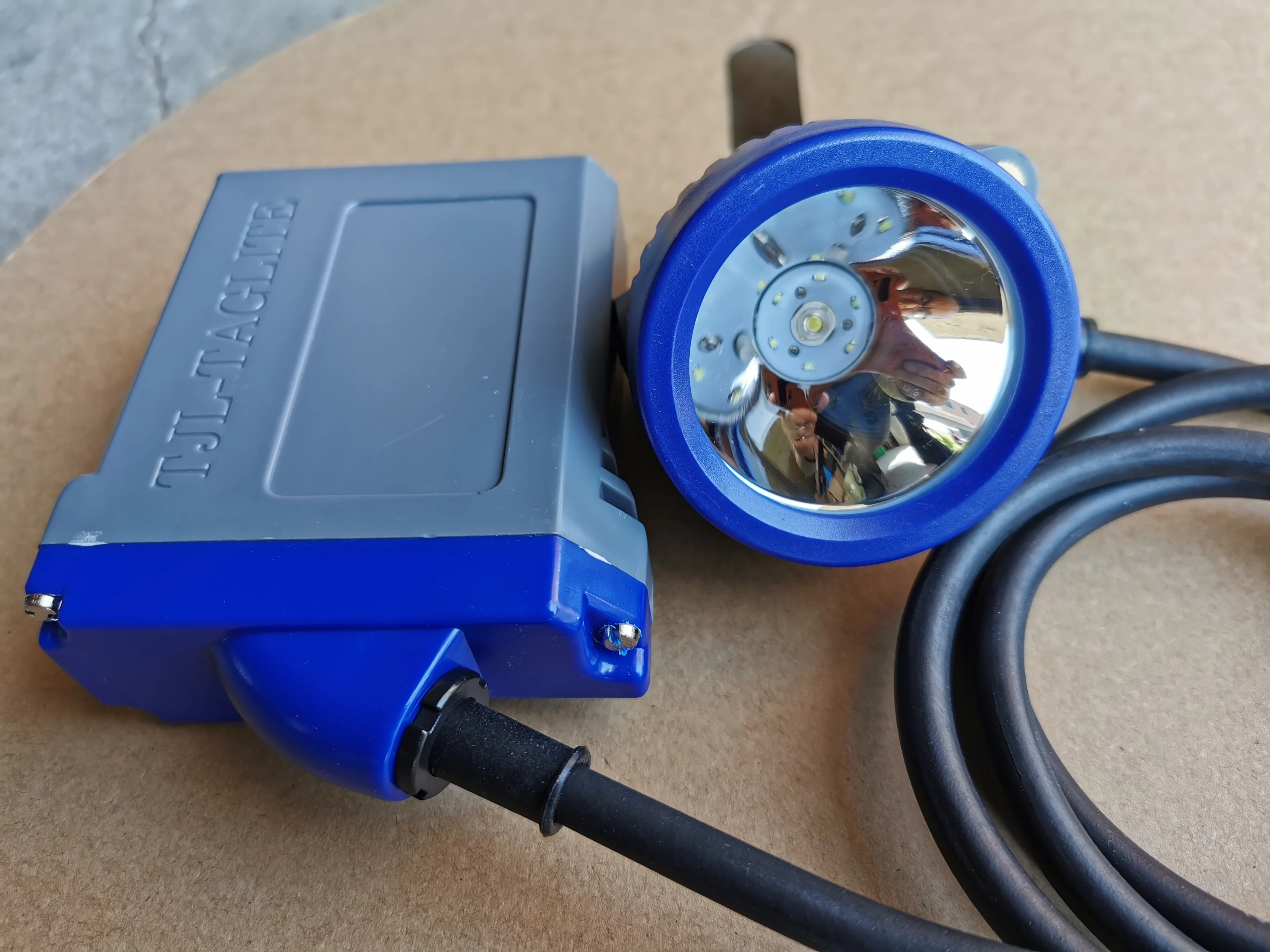 16000lx 7800mah IP67 Светодиодная лампа для майнинга KL6L7M T7