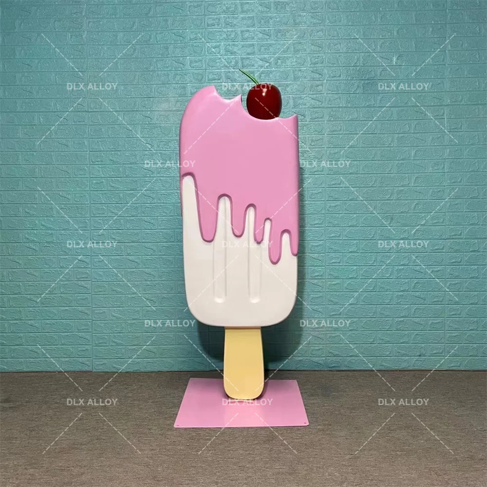 Outdoor Fiber Glass Artificial Giant Ice Cream Cones Sculpture For Party Decoration