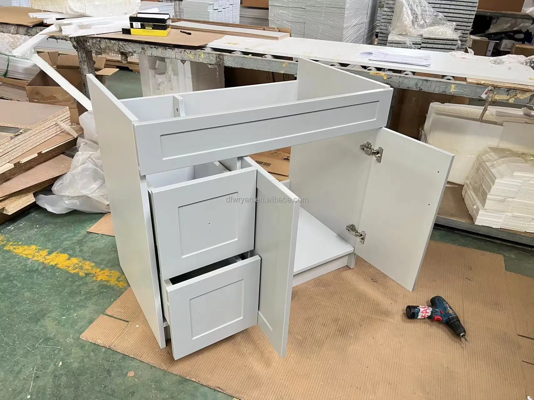 North America Canada USA Style White Bathroom Vanity Cabinets