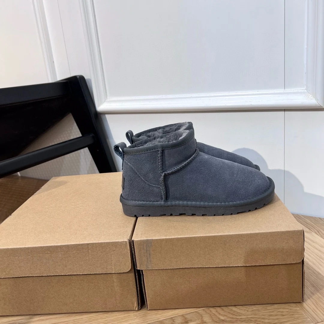 2024 Top Quality Uggss Classic Shoes For Woman Indoor And Outdoor Leisure Shoes Brand Fancy Slippers uggss