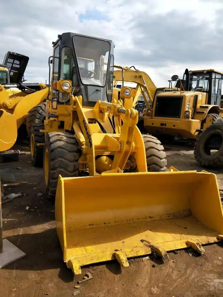 Б/у Колесный погрузчик Komatsu WA100 по лучшей цене колесный 100 с отличной