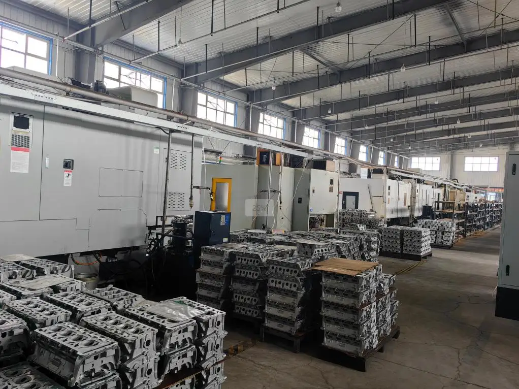 Auto engine parts cylinder assembly head cylinder head for 1.5DCI Gas engine K9K RENAULT Clio Megane  Kangoo Scenic 7701473181