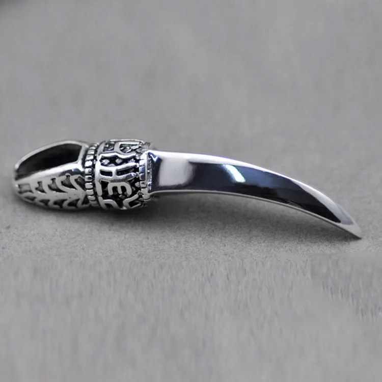 Thai Silver Wolf Teeth 925 Sterling Silver Necklace Wholesale Vintage Silver Men Pendant