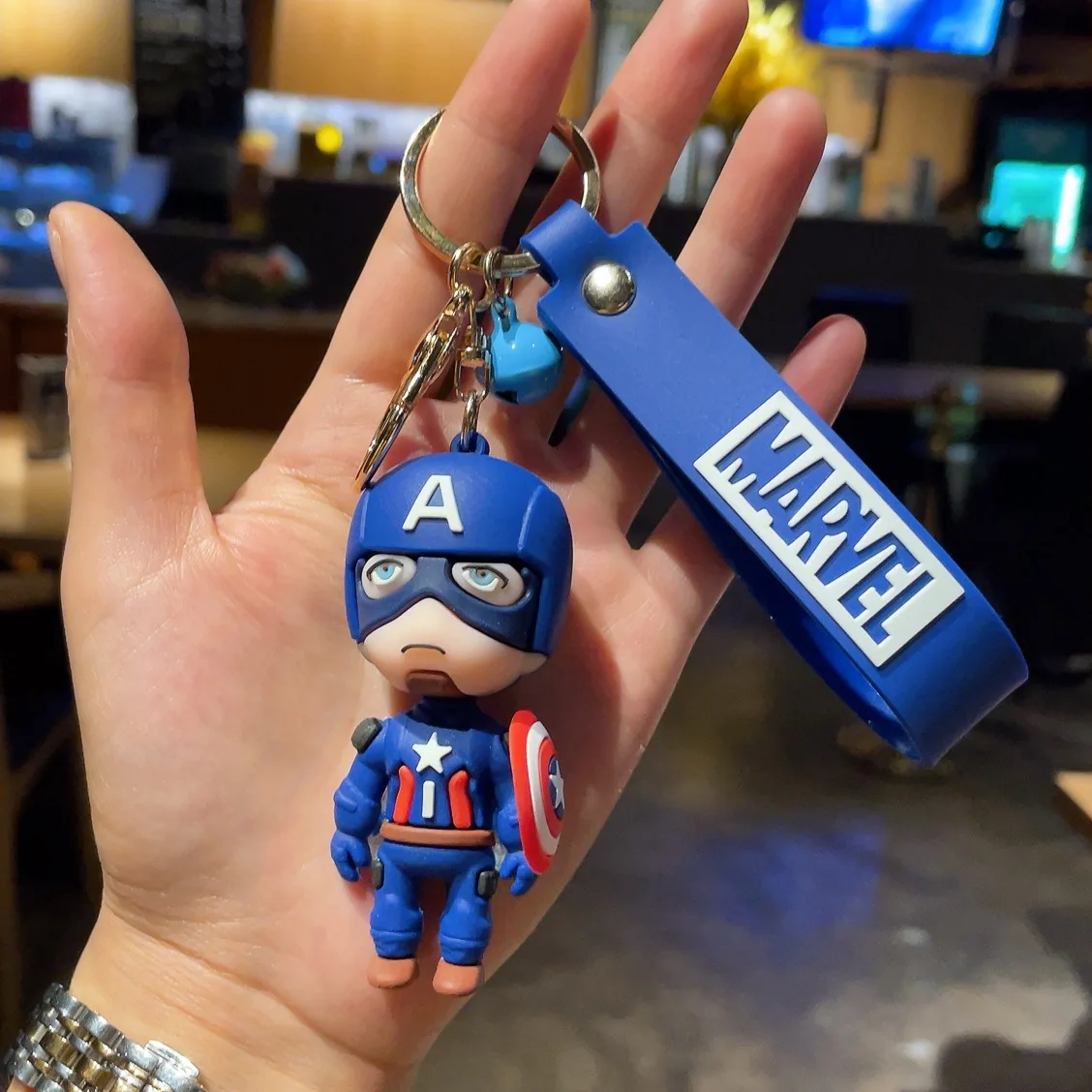 Mgirlshe Wholesale Kids Key Chain Super hero Keychains Avengers Hulk Thor PVC Keychains Gifts for Men kids