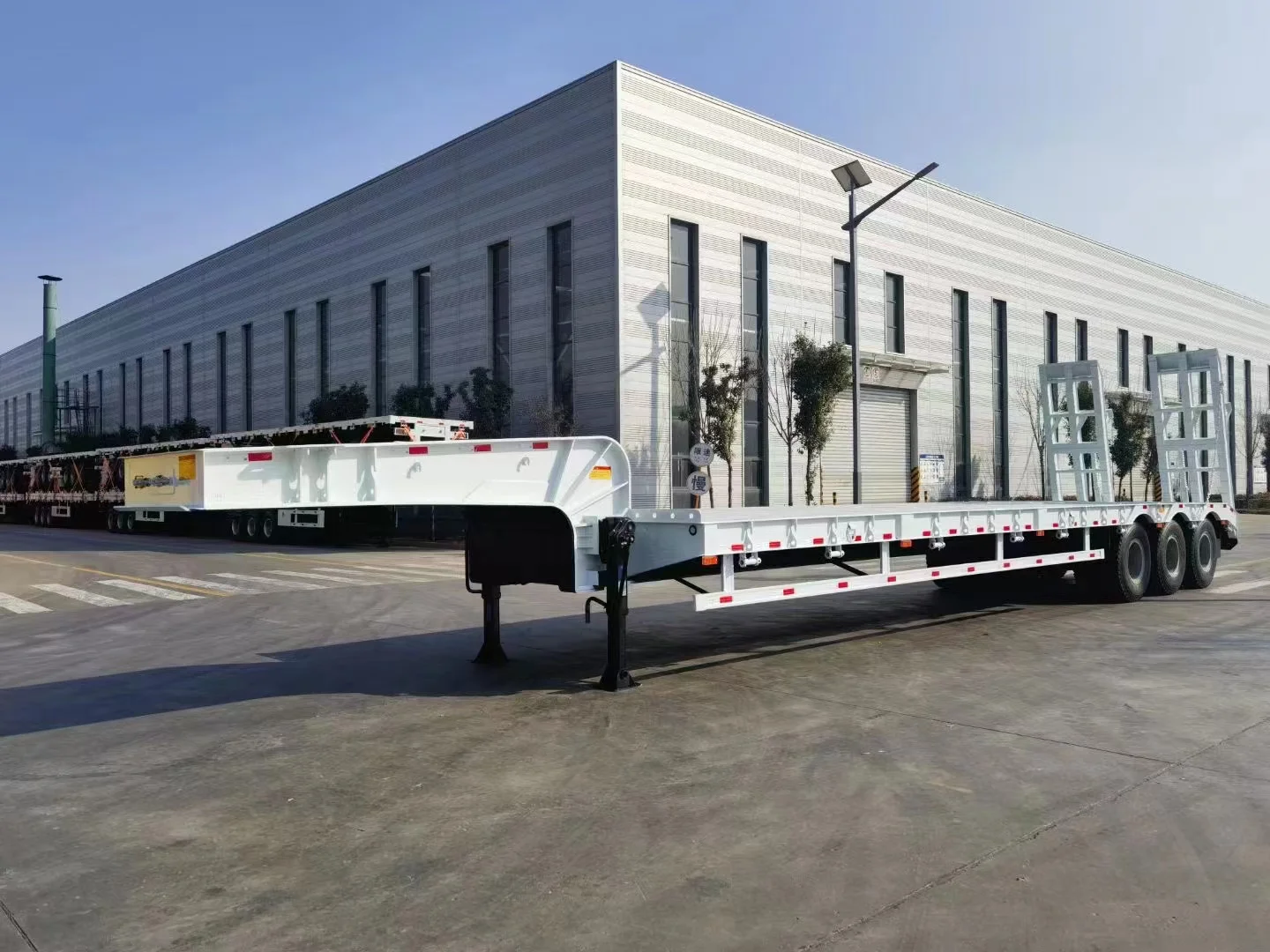 Vehicle Master four axis lowbed semi trailer customized lowbed semi trailers