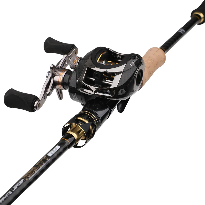 Combination of carbon fishing rod and spin reel