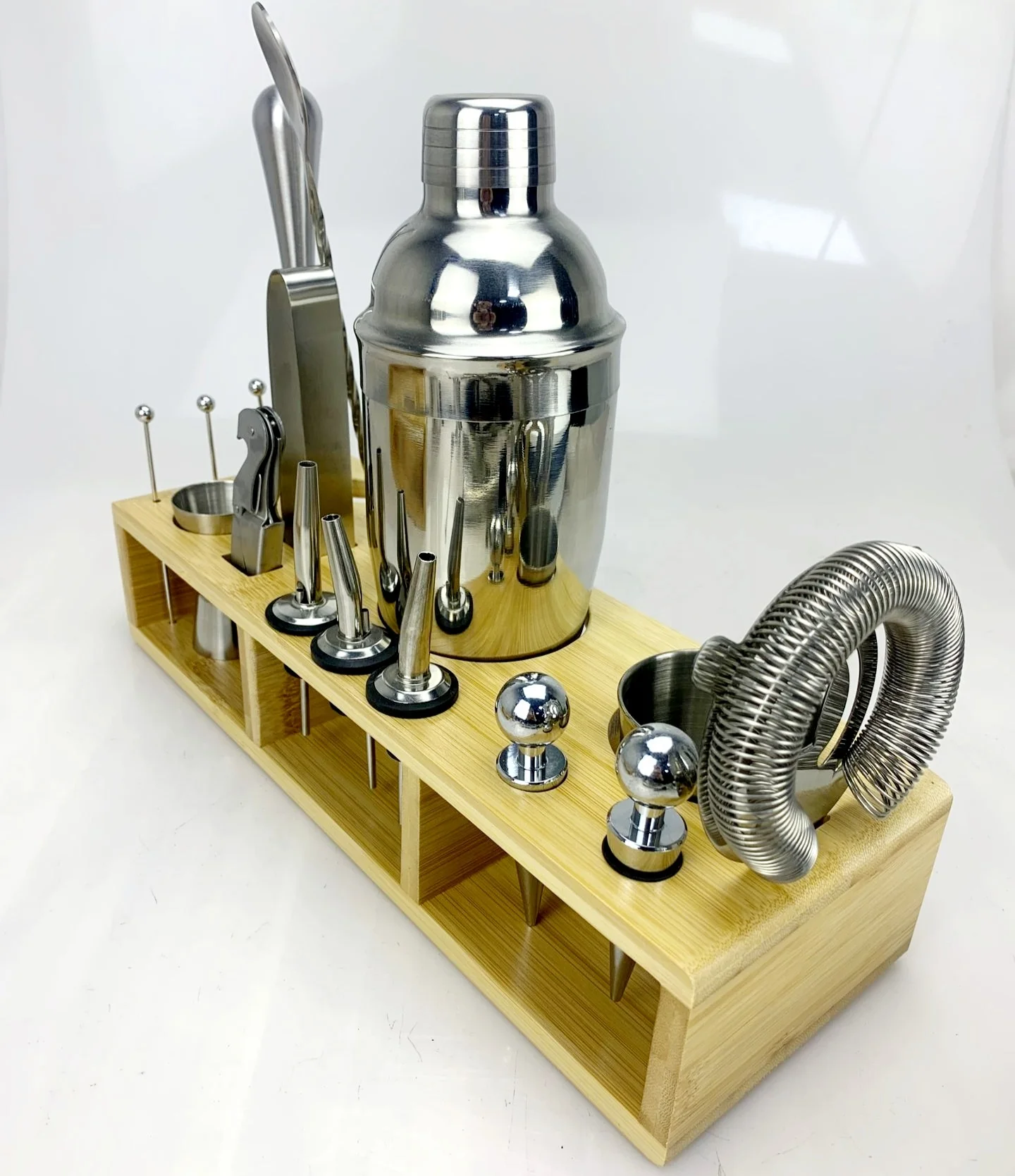 
18 pieces Stainless steel Cocktail shaker set Cocktail making mixer set Cocktail kit bar mixology set Barware Bartender tool kit 