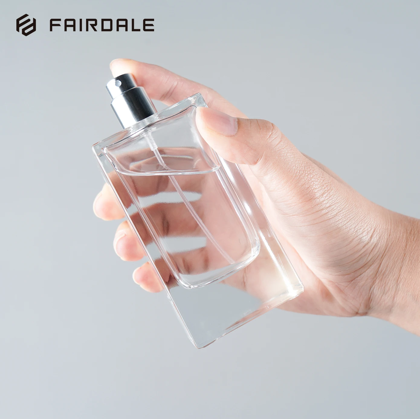 High Quality Arabic Bottles Glass Square 100ml Luxury Empty Perfume Spray Bottle With Wood Cap